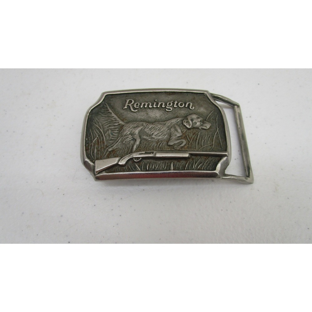 Vintage Remington Belt Buckle Hunting Dog Pointer Shotgun Pewter Tone Metal